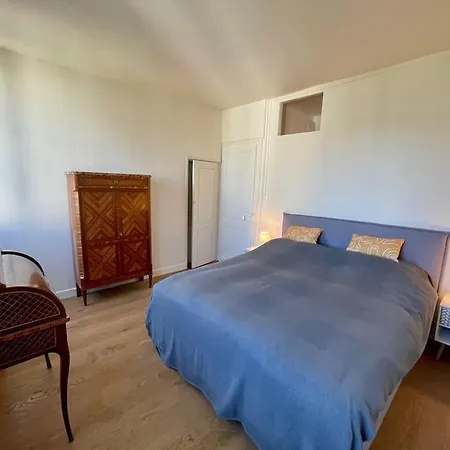 Semesterbostad Jolie Maison Avec Jardin A 100m De La